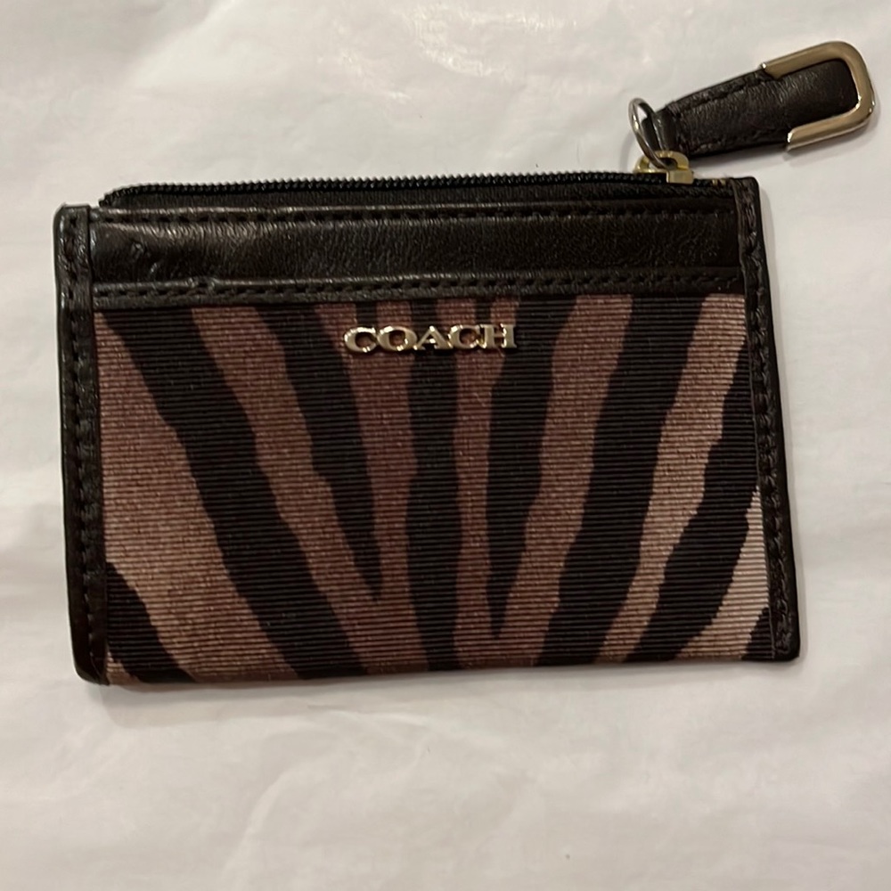 NWOT Coach zebra print zip card case